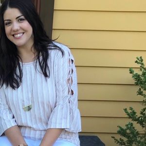 Luck brand blouse white and red. size XL